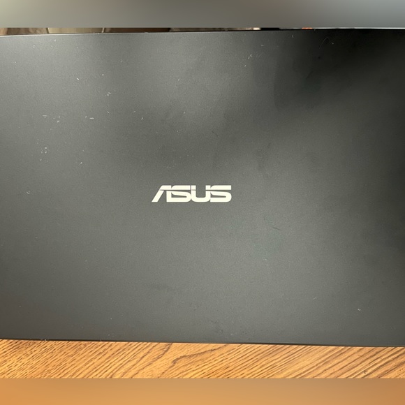 ASUS 14" FHD Laptop - Intel Processor
4GB RAM 64GB Flash Storage -Windows- Black - Picture 2 of 4